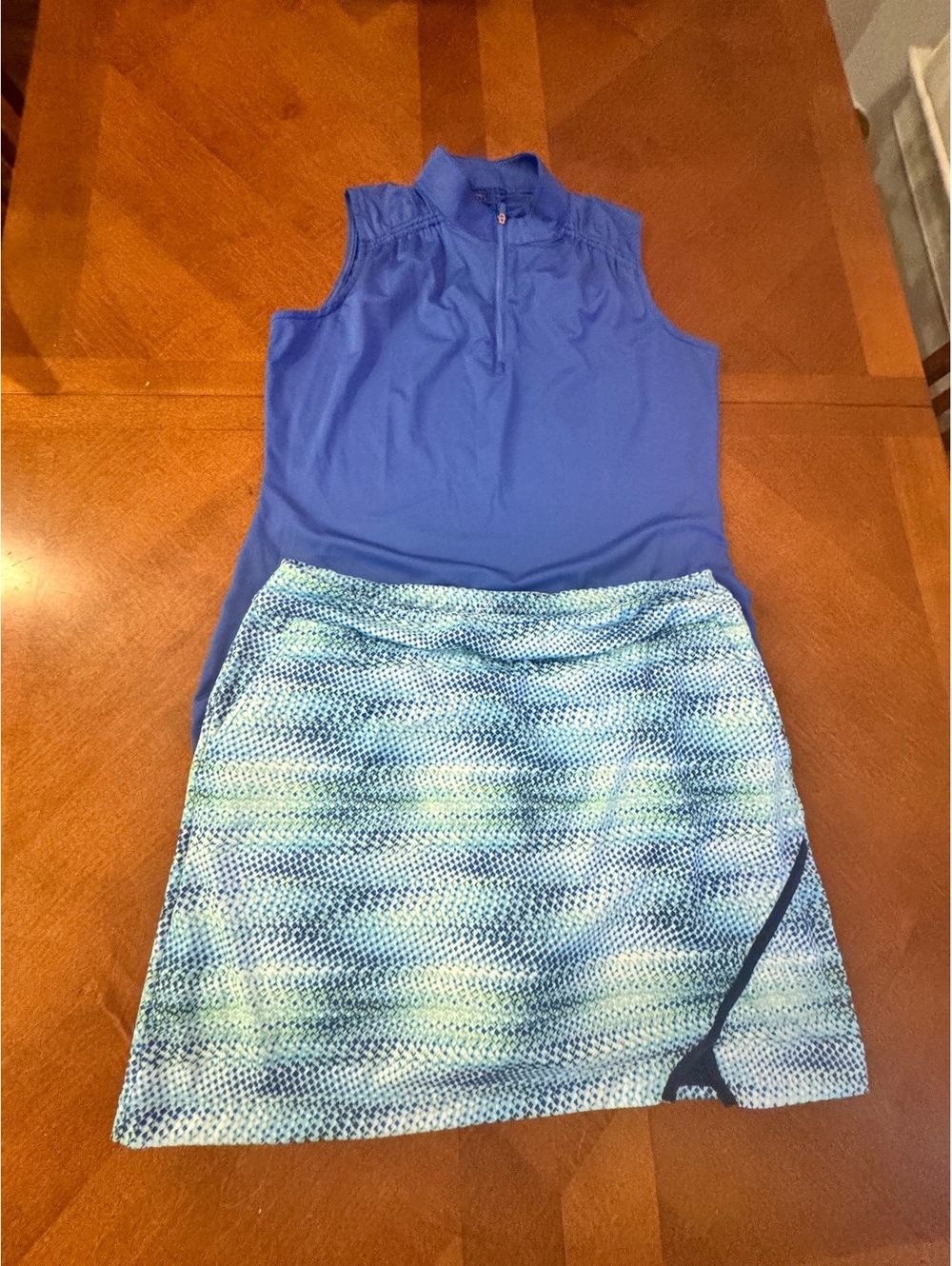 EP New York Blue Sleeveless Golf Polo with Patterned Golf Skort Size L 2614